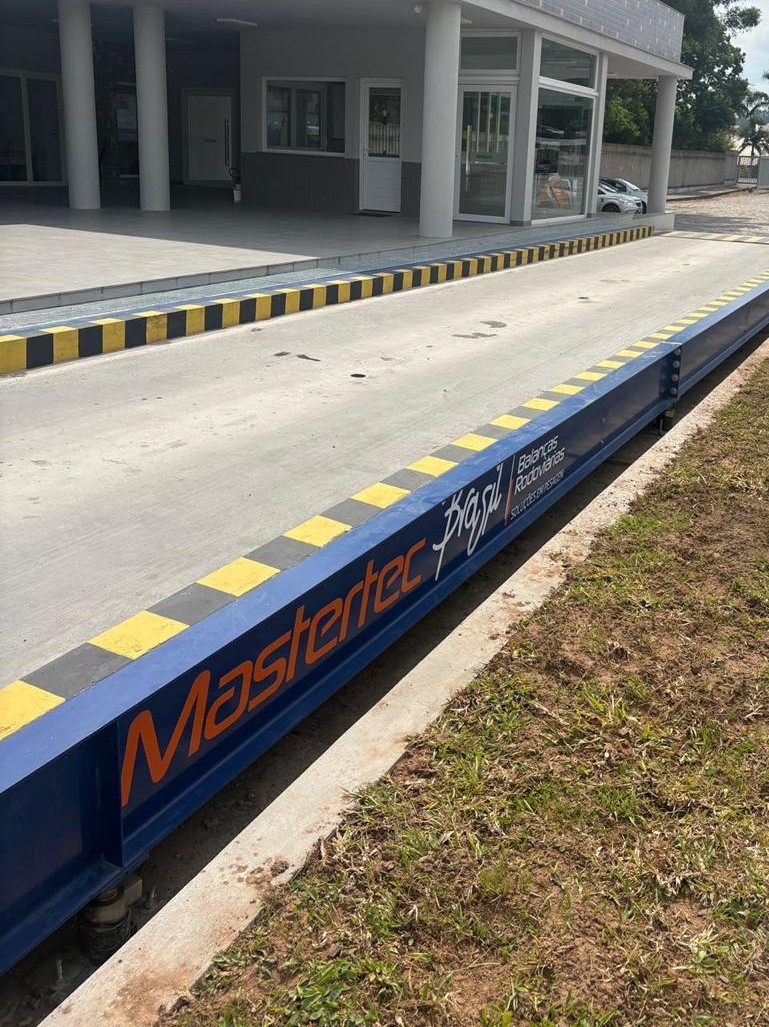 Fabricação própria